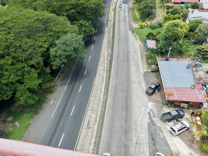 La Interamericana a la altura de Loma Campana vista desde el aire